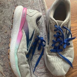 Brooks Women Blue Running Shoes Ghost Size 7 Casual Working Footwear Sneakers